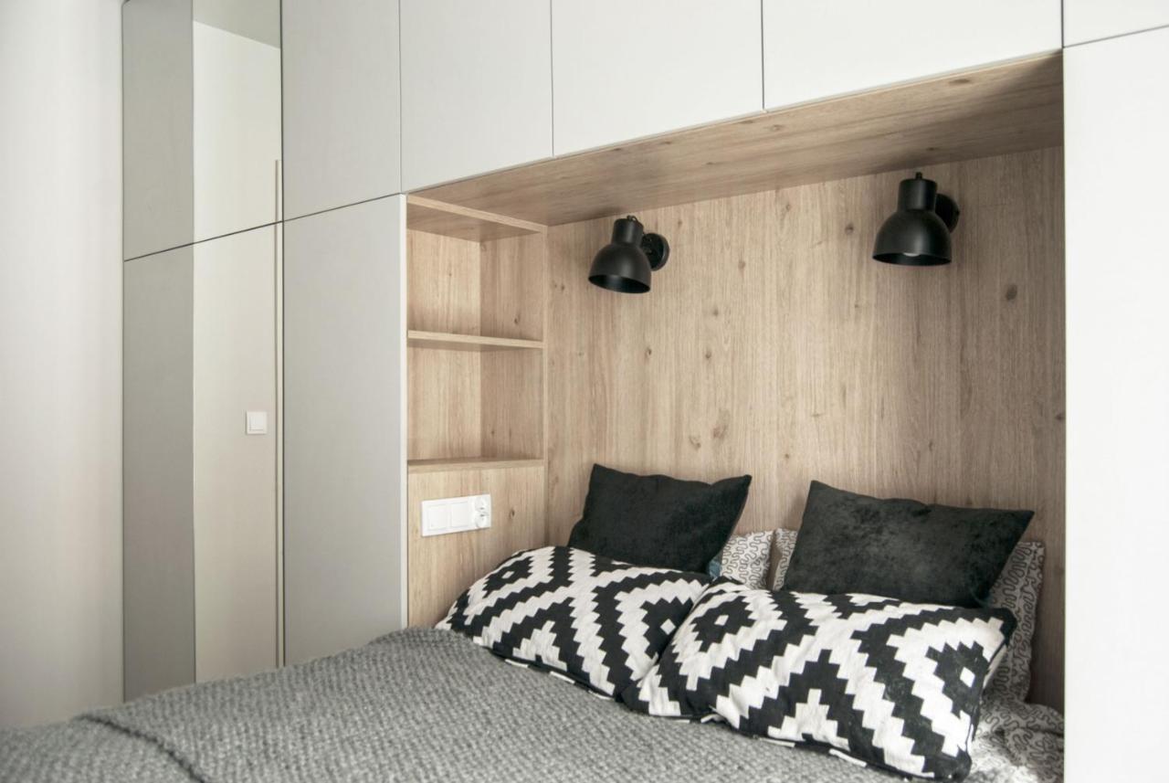Charming Apartment With Garden, Only 1 Km To Wawel Castle By Noclegi Renters Kraków Zewnętrze zdjęcie
